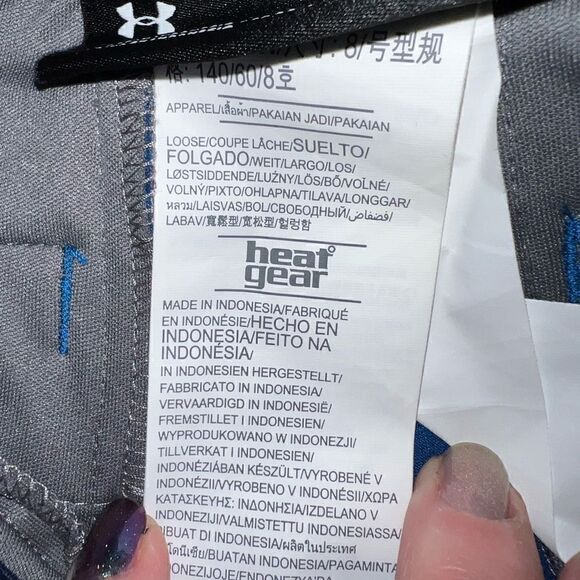 NWOT Under Armour flat front blue and black loose fit heat gear shorts size 8 - Picture 3 of 7